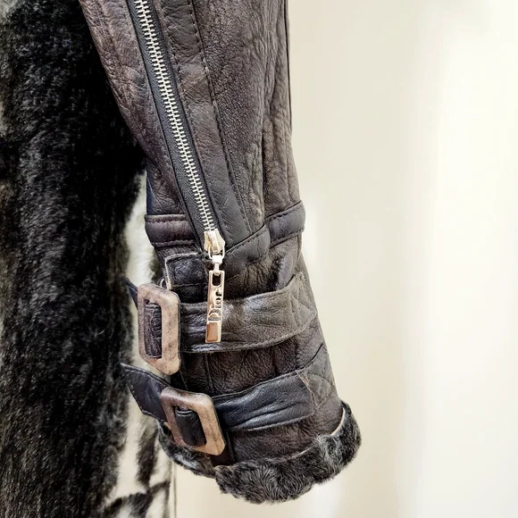 Elegant Black and Gray Women's Jacket - Picture 6 of 8